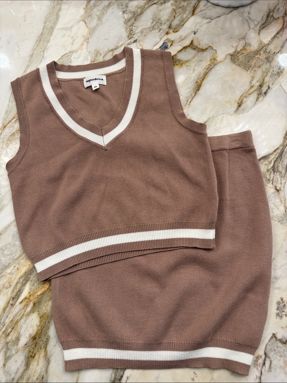 Superdown Light Brown Knit Vest and Skirt Set with Ivory Trim sz XS